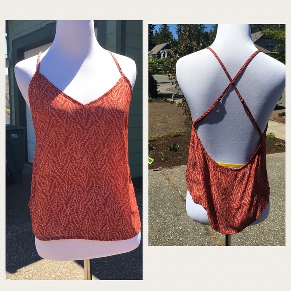 Sm Talula silk-feel flowy tank! - Picture 2 of 4